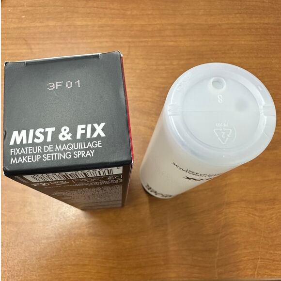 MAKE UP FOR EVER Mist & Fix 24HR Hydrating Setting Spray 3.38oz 100 ml New - Picture 4 of 4